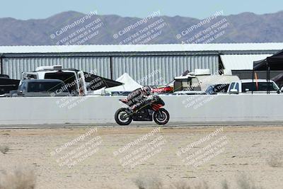 media/Oct-05-2025-CVMA (Sun) [[beeef4f201]]/Race 10-Formula Lightweight Twins Shootout/